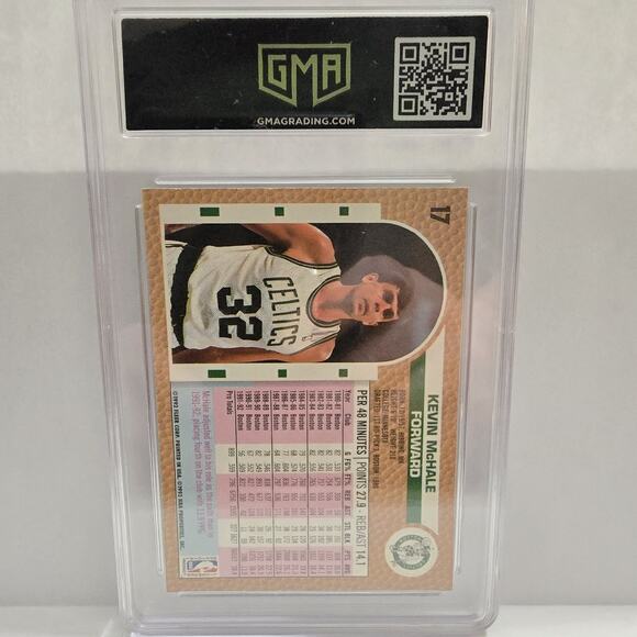 1992 FLEER #17 KEVIN McHALE CELTICS HOF GMA 8.5 - Picture 2 of 2